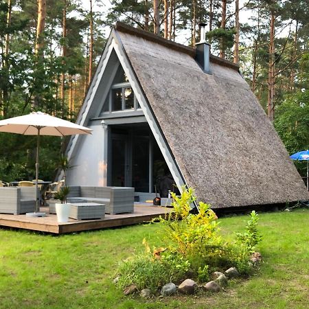 Ferienhaus Reetdach 1300Qm Privatgrundstueck Bootssteg Sauna Templin Luebbesee Uckermark Erholung Pur Seenplatte Petersdorf  ภายนอก รูปภาพ