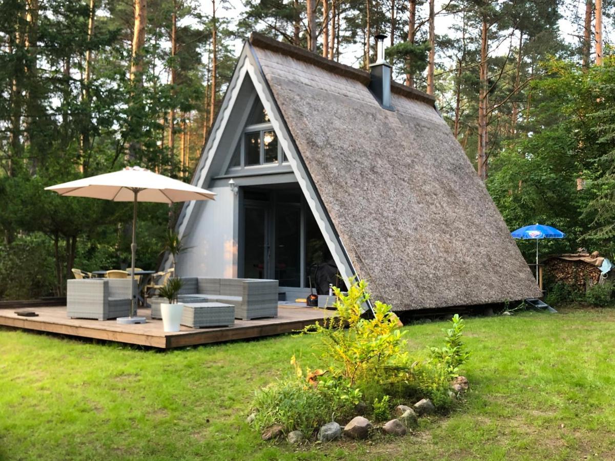 Ferienhaus Reetdach 1300Qm Privatgrundstueck Bootssteg Sauna Templin Luebbesee Uckermark Erholung Pur Seenplatte Petersdorf  ภายนอก รูปภาพ