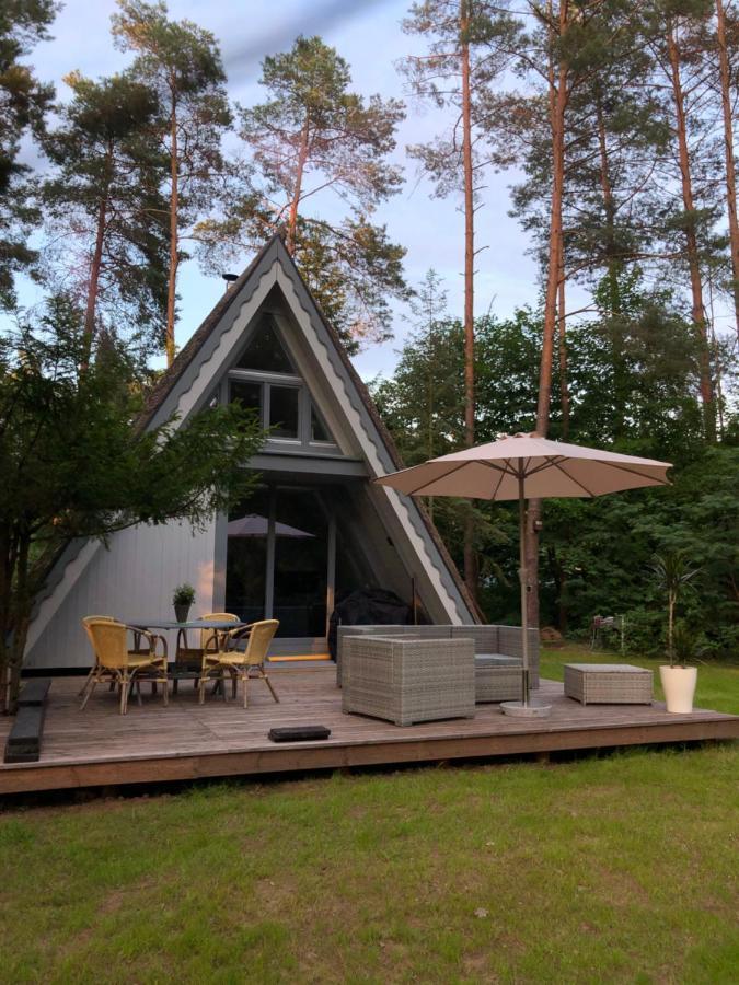 Ferienhaus Reetdach 1300Qm Privatgrundstueck Bootssteg Sauna Templin Luebbesee Uckermark Erholung Pur Seenplatte Petersdorf  ภายนอก รูปภาพ