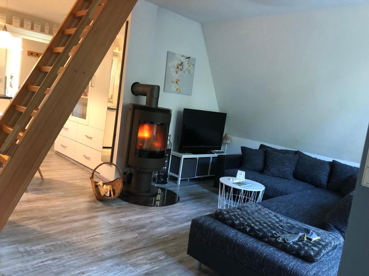 Ferienhaus Reetdach 1300Qm Privatgrundstueck Bootssteg Sauna Templin Luebbesee Uckermark Erholung Pur Seenplatte Petersdorf  ภายนอก รูปภาพ
